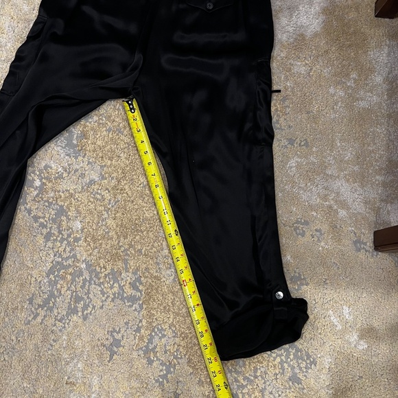 NWT Vintage Emanuel Ungaro 100% Silk Black Cargo Pants Size 12 - Picture 12 of 14